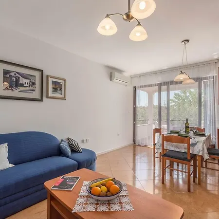 Kokanovic Guest house 3*